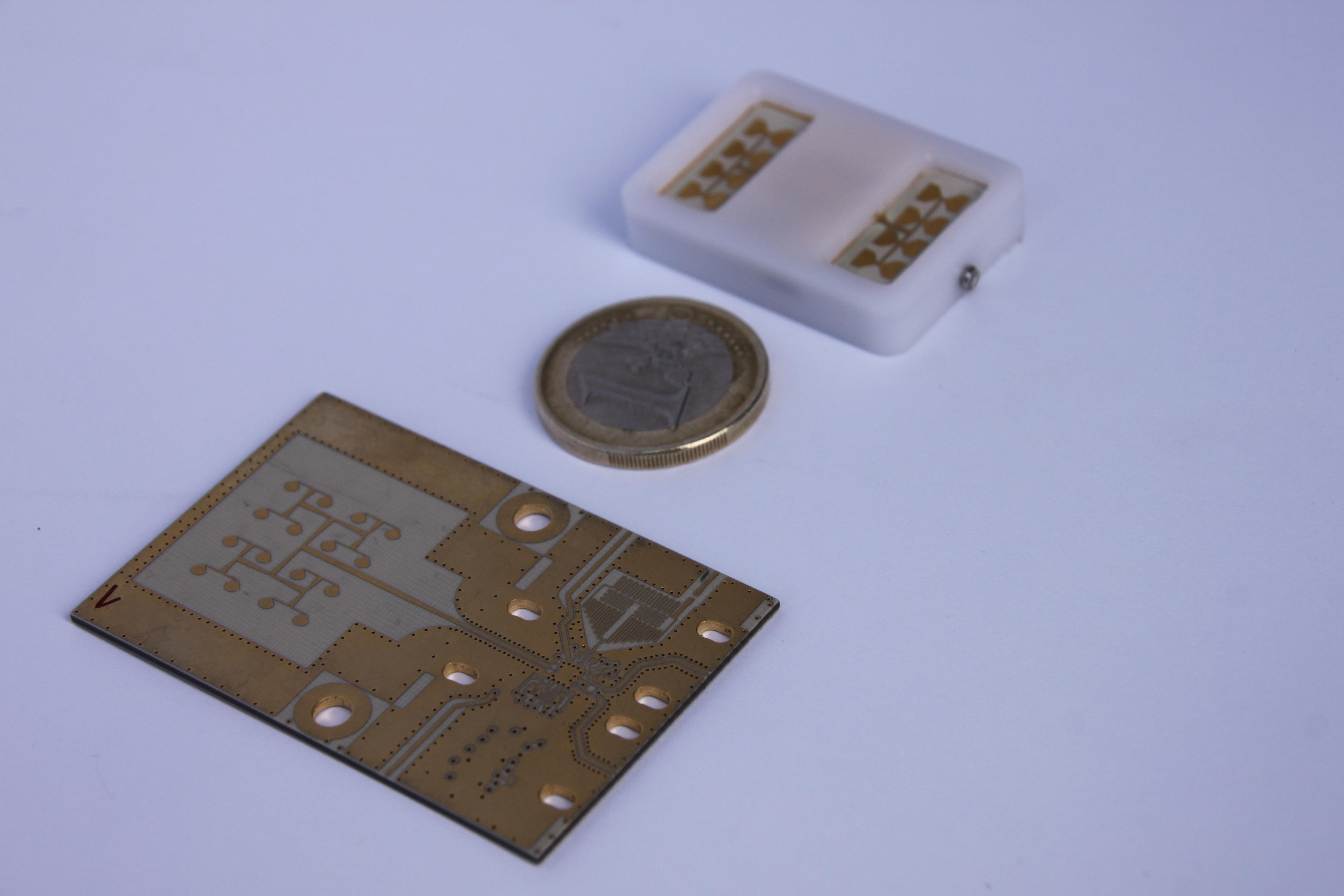 Test antenna systems integrated with NOVELIC Radar Test Chip at 60 GHz