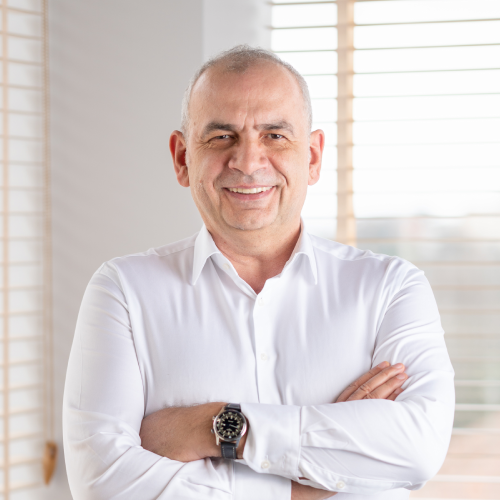 Company Leadership: Slaviša