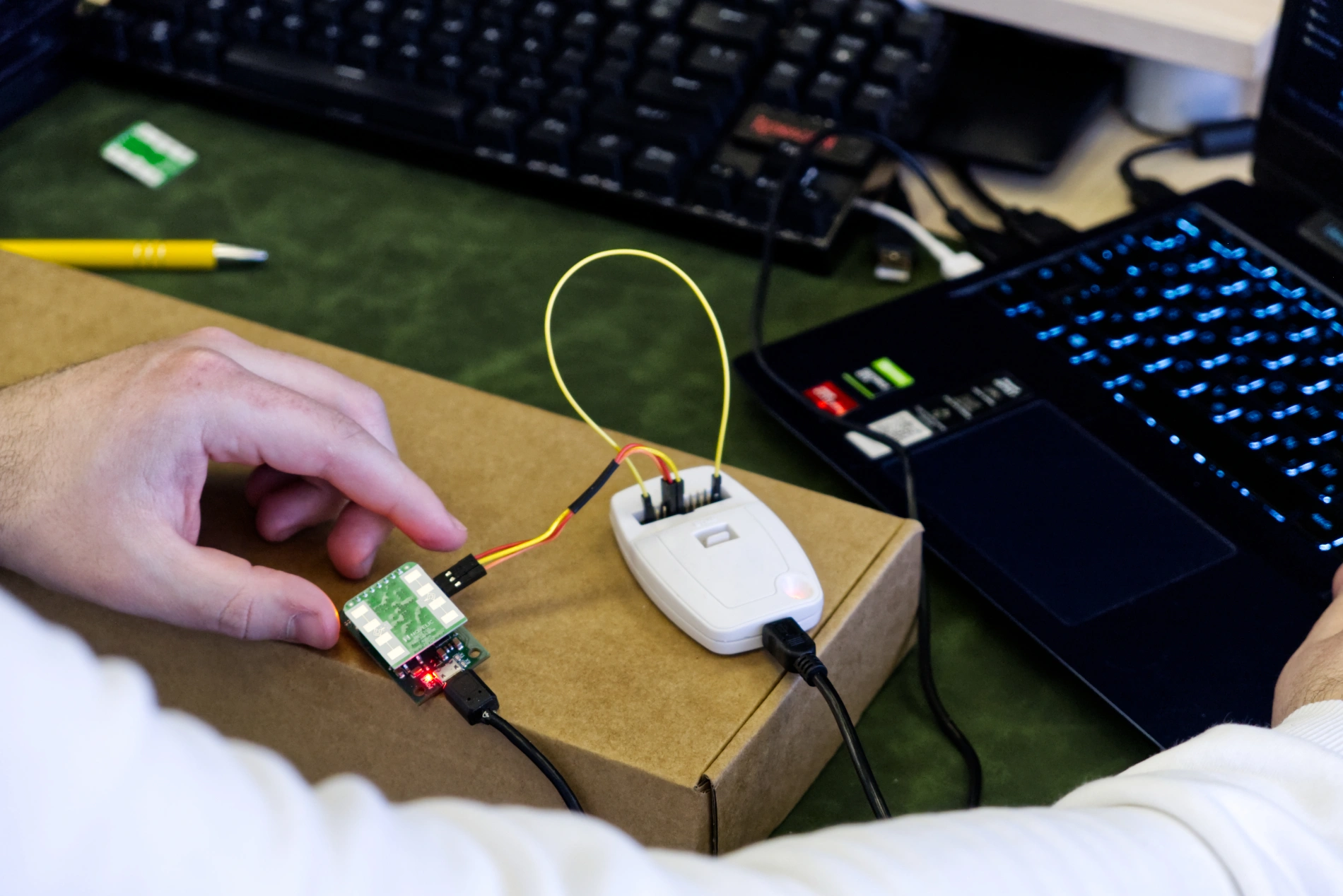 riot100 office occupancy sensor